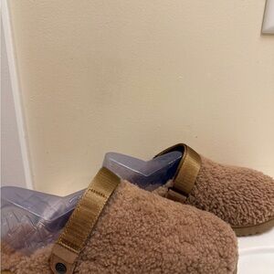 New UGG Lanah Clog Curled Size 8